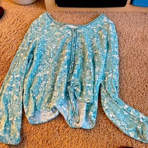 Hippie Rose womens small blouse